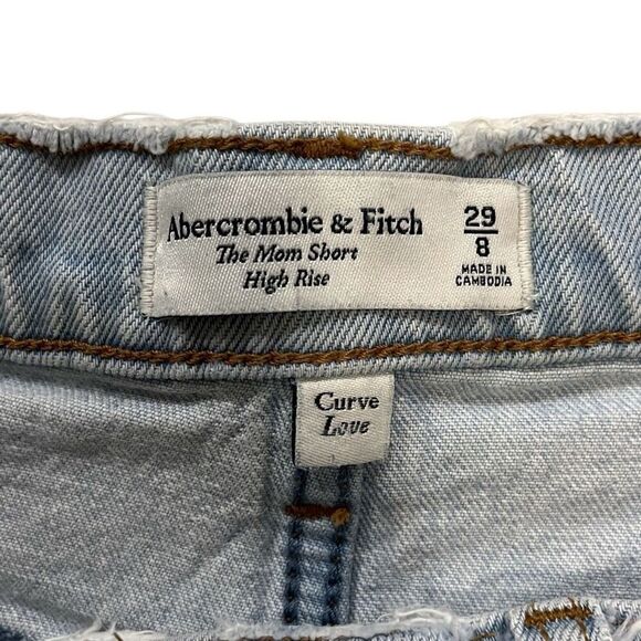 Abercrombie & Fitch Curve Love Shorts - Picture 3 of 5